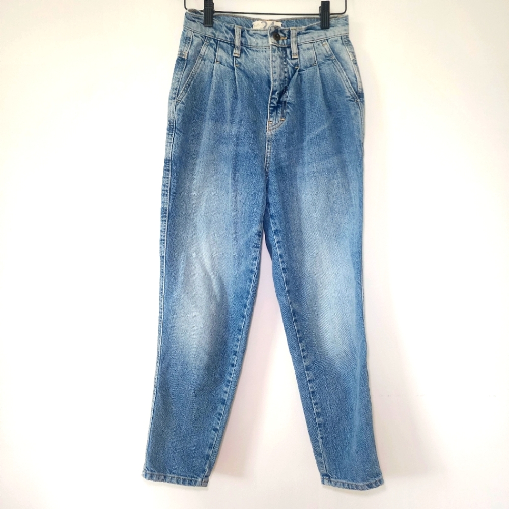 We The Free High Waisted Loose Jeans Size 24 Blue Denim